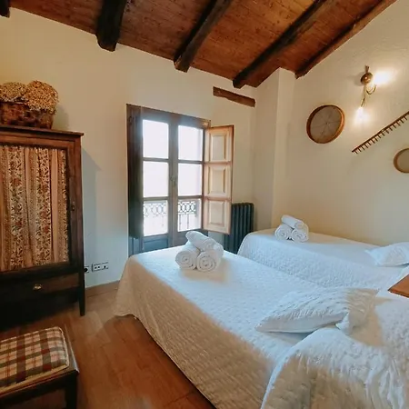 La Cabana'l Cachican * Cangas De Narcea