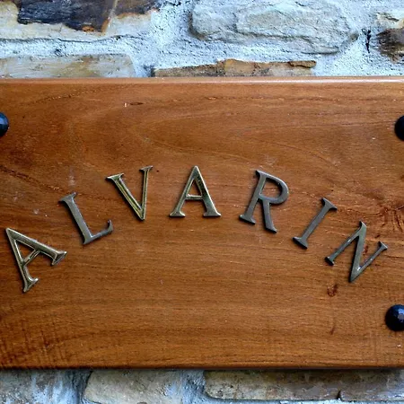 La Cabana'l Cachican * Cangas De Narcea